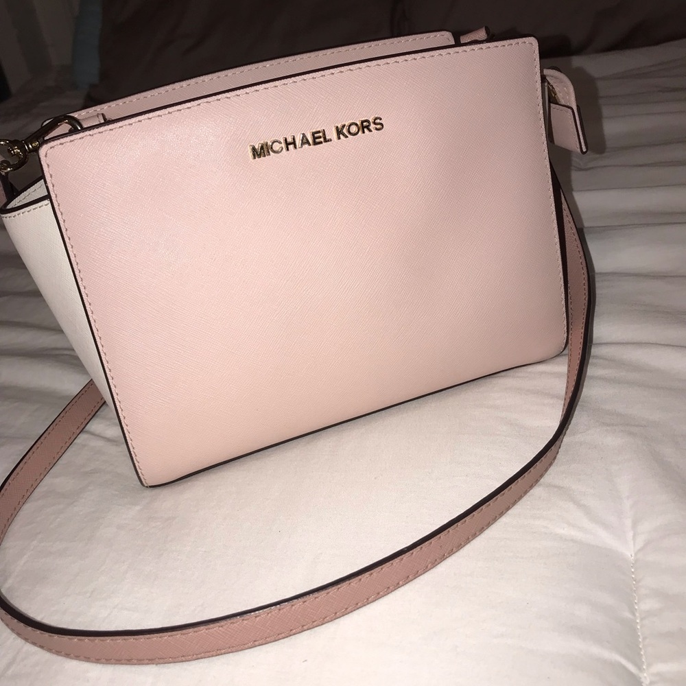 MICHAEL KORS Leather Crossbody